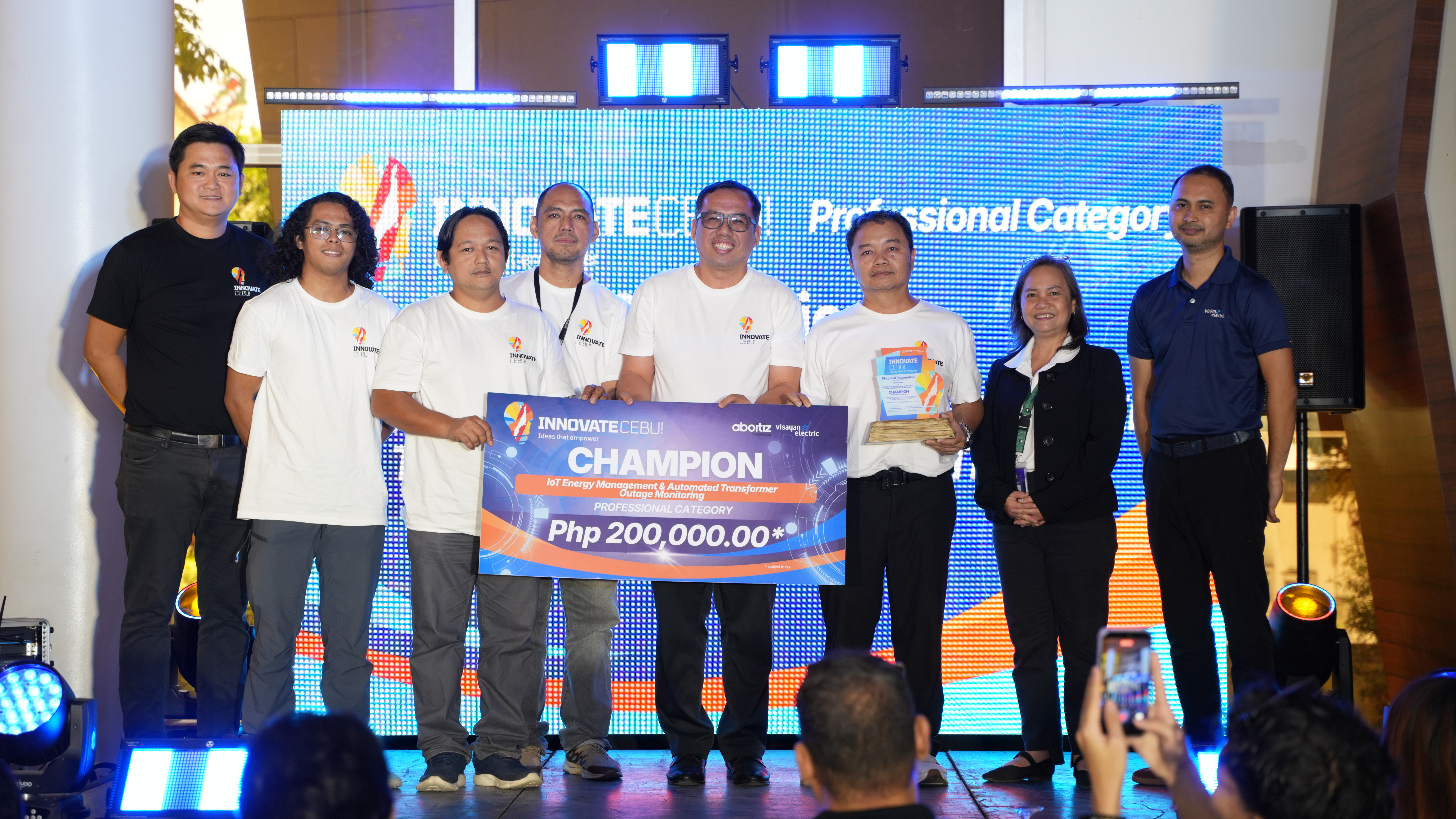 CubeWorks team receiving the Innovate Cebu 2026 Champion award